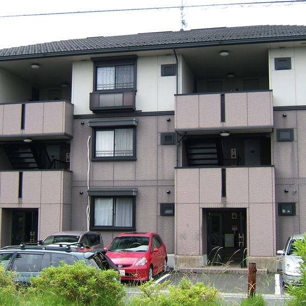 水戸のいばらきぺいんと.comは口コミで好評価を集める外壁塗装業者です